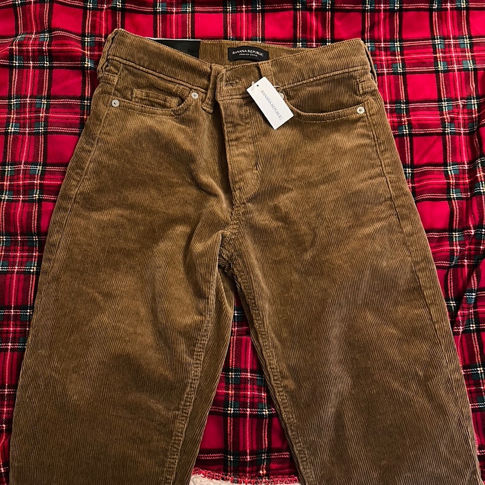 The Petite Straight Curdory Pant in Chestnut